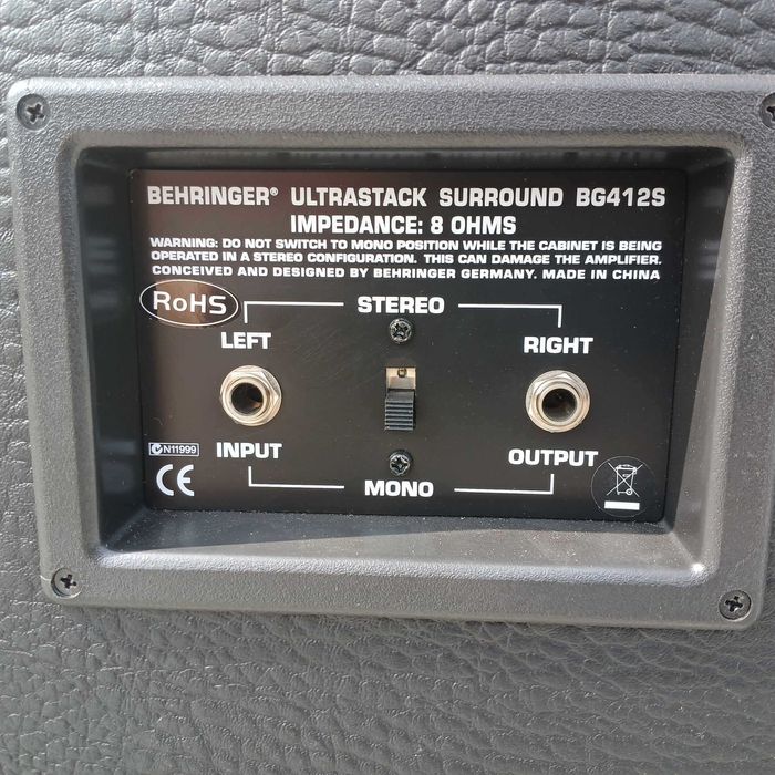 Behringer 412S 400V