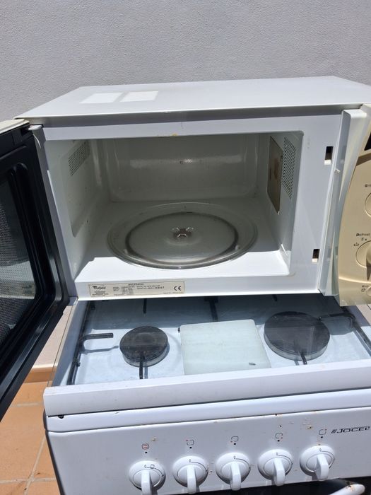 Fogão Jocel e Micro ondas Wirpull