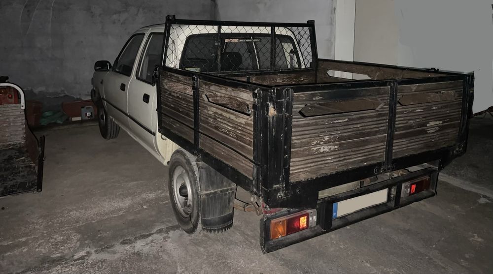 Toyota Hillux 2.4d
