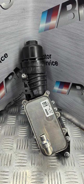 Маслостакан в сборе новый BMW B57 11428586674 G20 G22 G30 G60 G05 G06