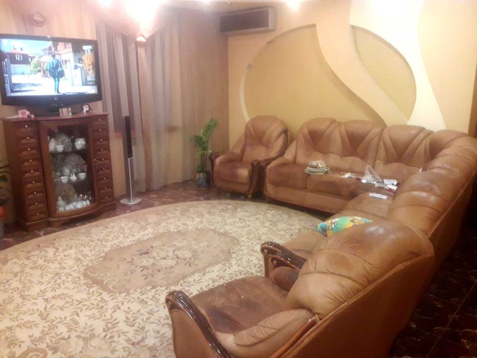 Продам диван с Креслом