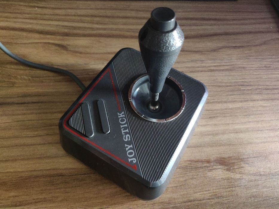 Joystick 600 do Amigi IBM