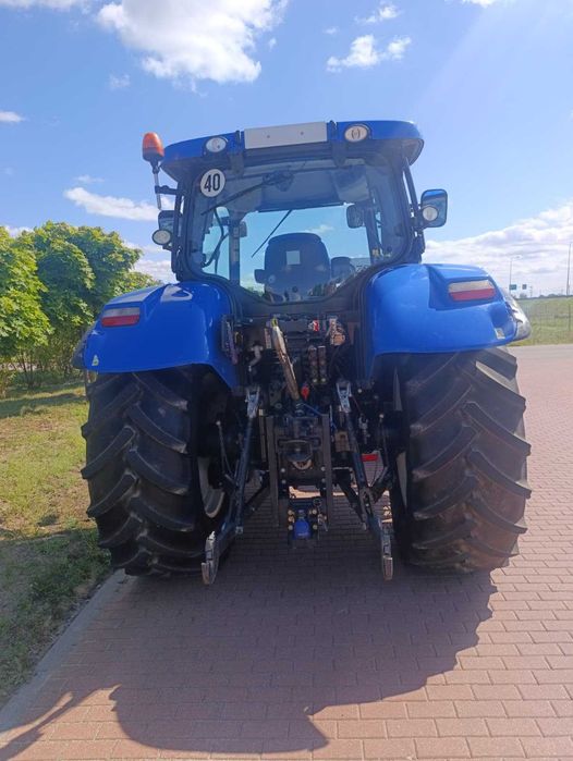 New Holland t6.175