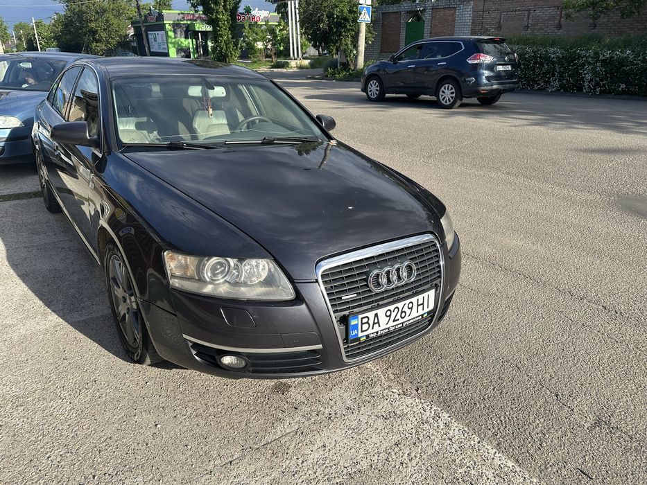 Продам Ауди а6 с6 3.2 бензин кватро
