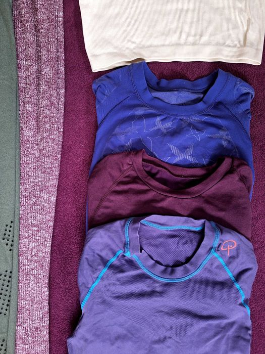 Sportowa paka rozmiar S-M stan BDB