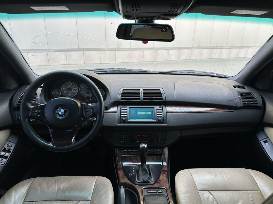 Продам BMW X5 . 2005 рік
