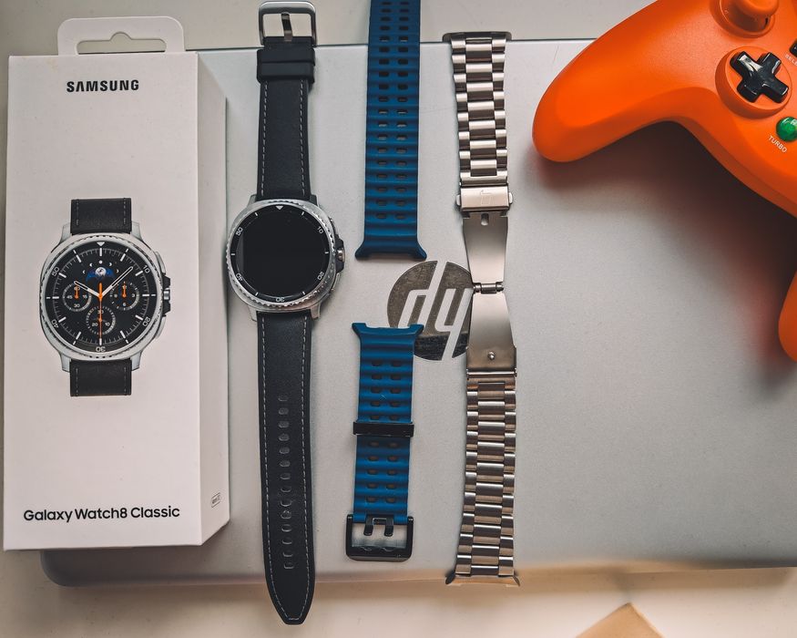 Samsung Galaxy Watch 8 Classic - bogaty zestaw