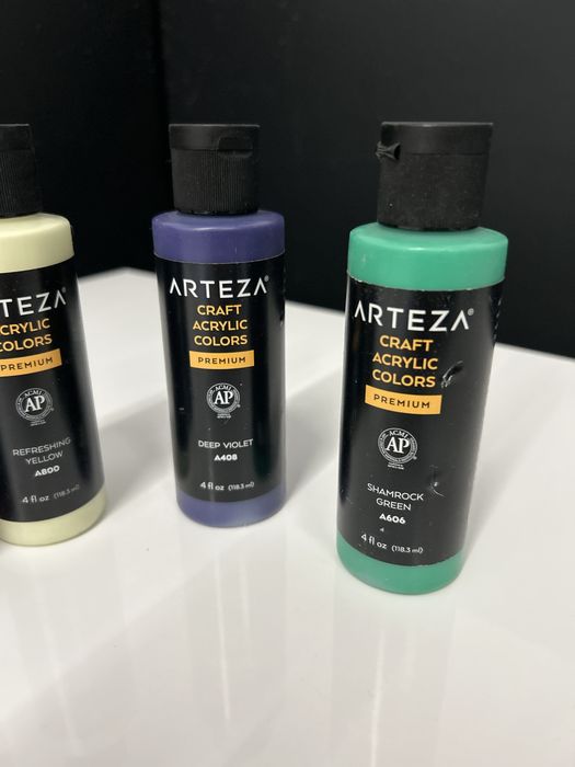 Zestaw farb akrylowych Arteza Kraft 118,3 ml nowe różne kolory