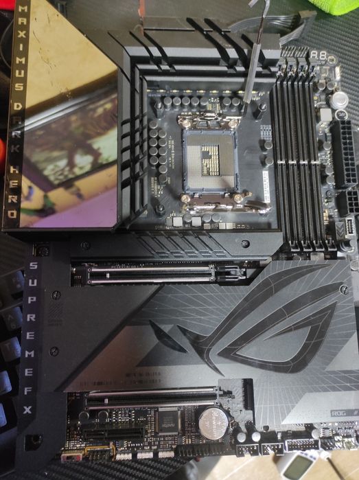 Asus ROG Maximus Z790 Dark Hero (s1700, Intel Z790, PCI-Ex16)