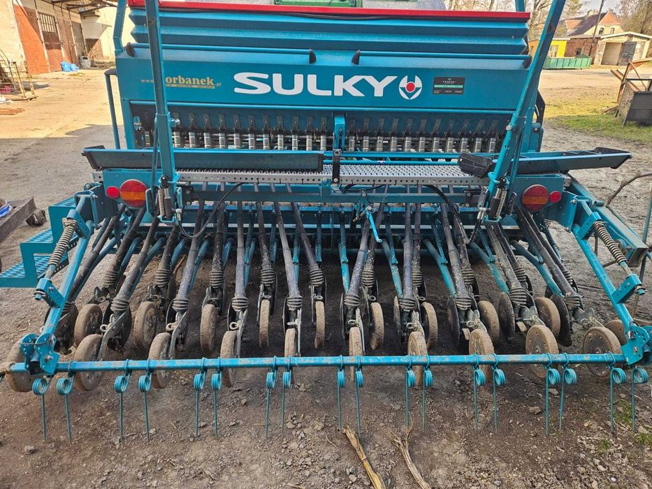 siewnik agregat uprawowo siewny sulky