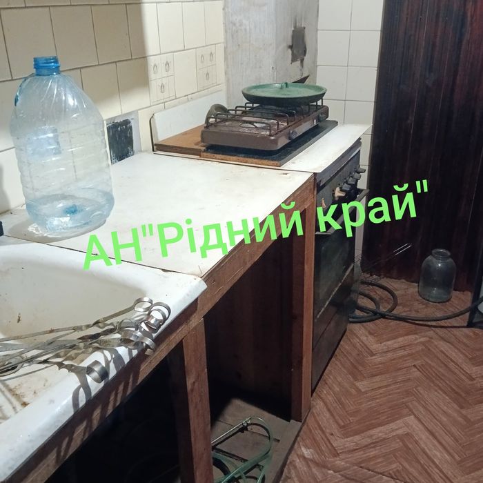 Продамо 2у цегляну дачу недалеко від пляжу " Гаваї."