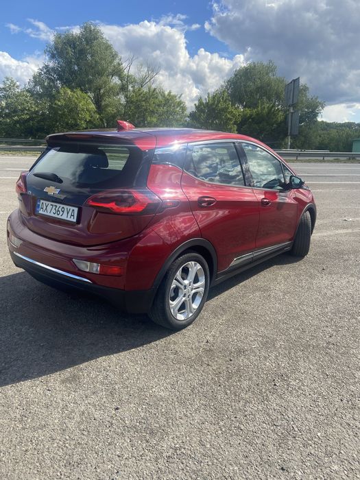 Продам CHEVROLET bolt ev