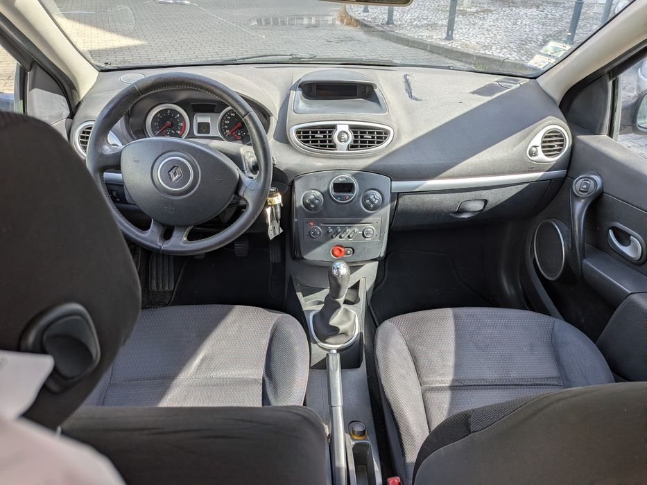 Renault Clio 1.5 Dci Confort 07