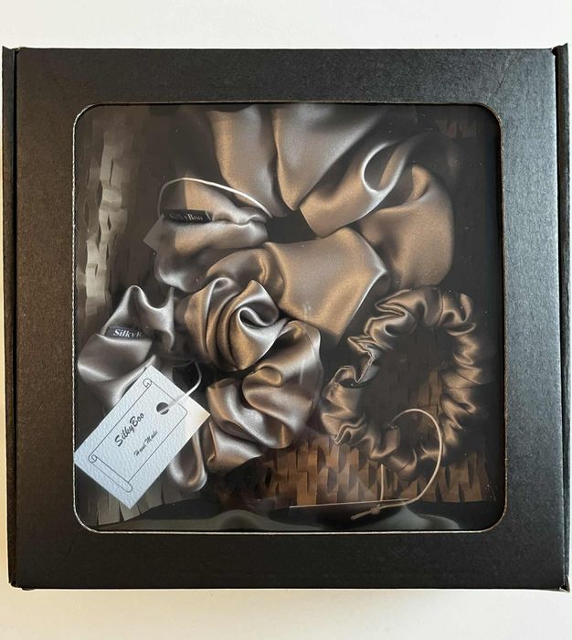 Jedwabna gumka do włosów SilkyBoo scrunchie rozmiar mini handmade