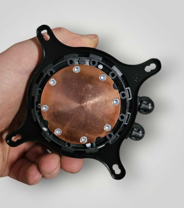 Nzxt Kraken  Z53 water cooler