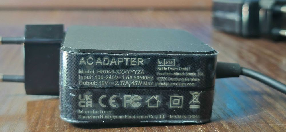 Zasilacz do laptopa 19V 3,42A 65W AC Adapter ASUS Vivobook/ Zenbook/ Chromebook/ Eeebook/ Transformer Book