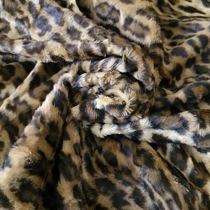 Tecido Pêlo Sintético Leopardo – Elegância Selvagem ao Melhor Preço!