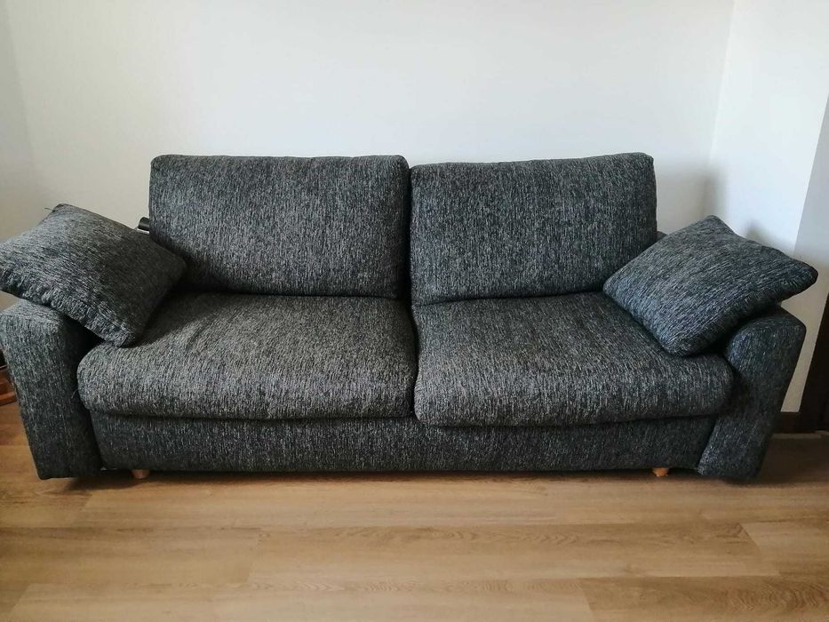 Conjunto elegante sofá & poltrona