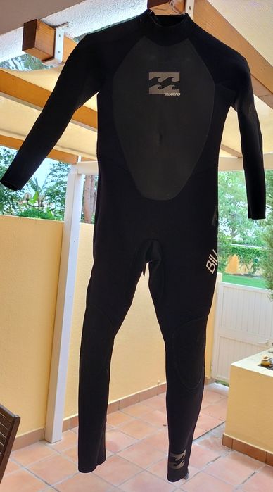 Fatos de surf Billabong em segunda mão