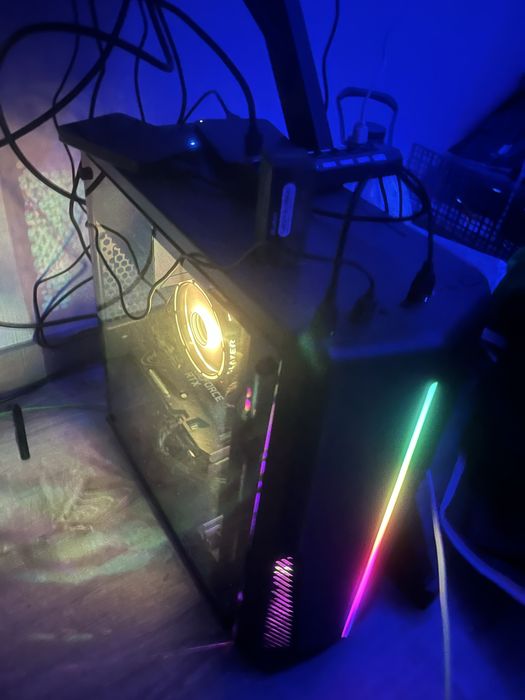 Vendo Desktop gaming AMD R5Pro, 16, 512, RTX 3050 Ti