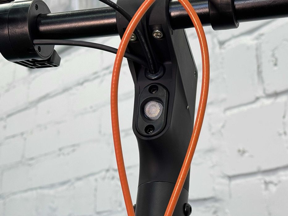 САМОВИВІЗ, Електросамокат X-Boost Scooter 09 PRO 600W, Ємність Батареї 15Ah, Швидкість 40 км/год, Електросамокати