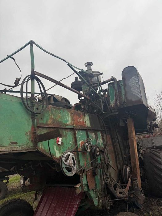 Продам Комбайн Нива СК-5М