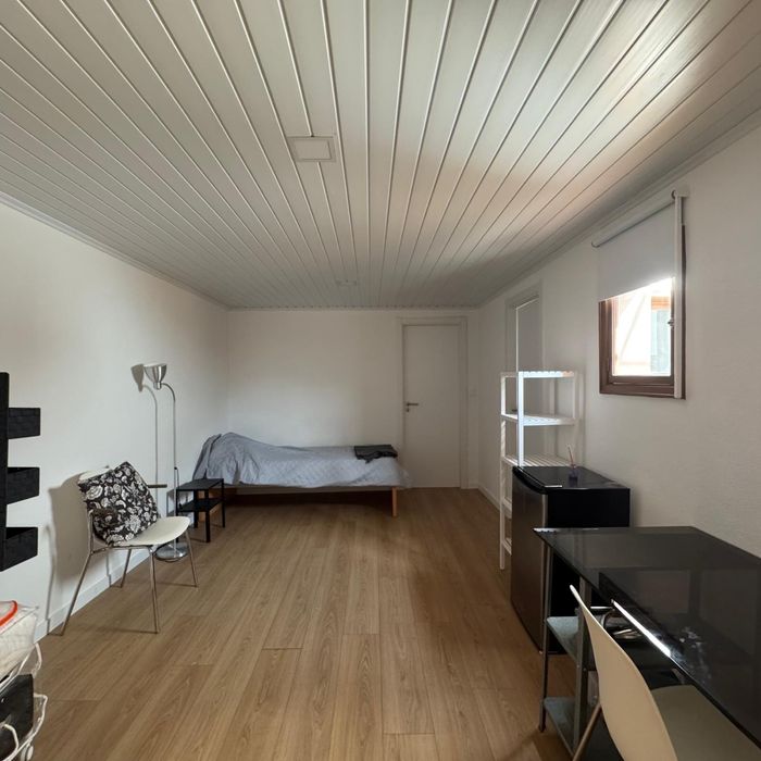 Quarto independente  em Tomar