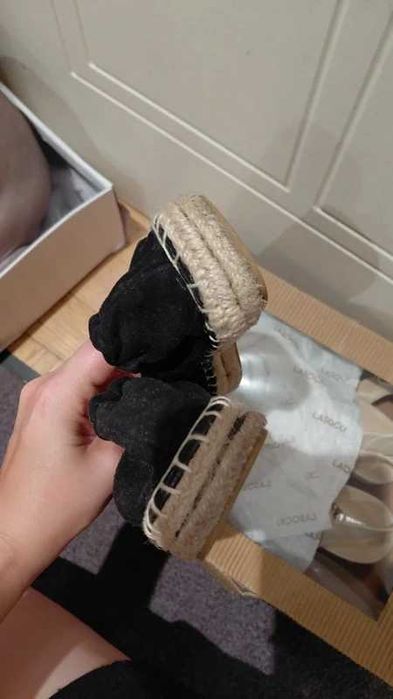 Czarne materiałowe espadryle