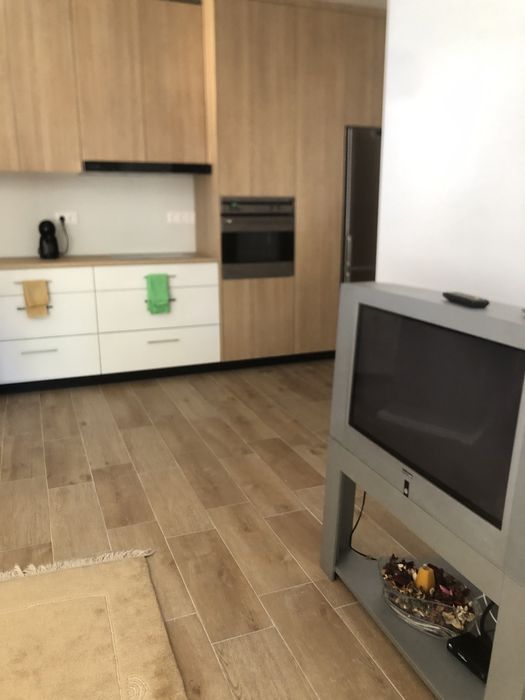 Vendo T3 remodelado mobilado e arrendado por 1000€/ mes