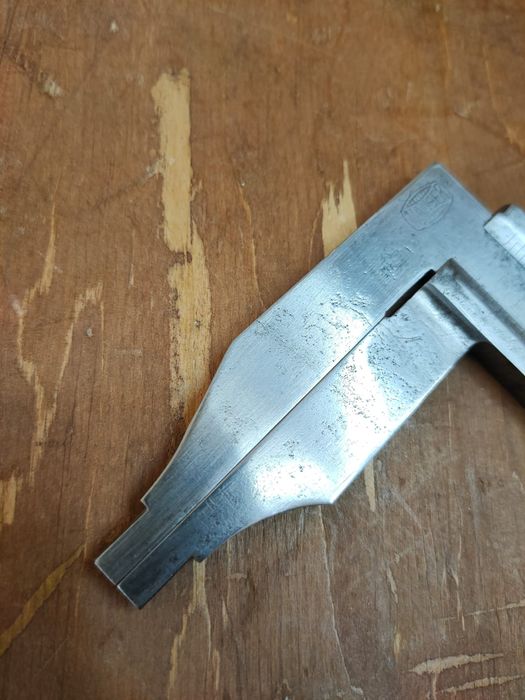 Oryginalna suwmiarka Mauser - klimat starego warsztatu