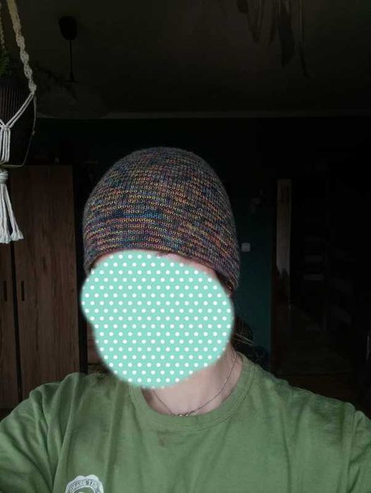 Czapka na drutach wełna kolorowa, dwustronna