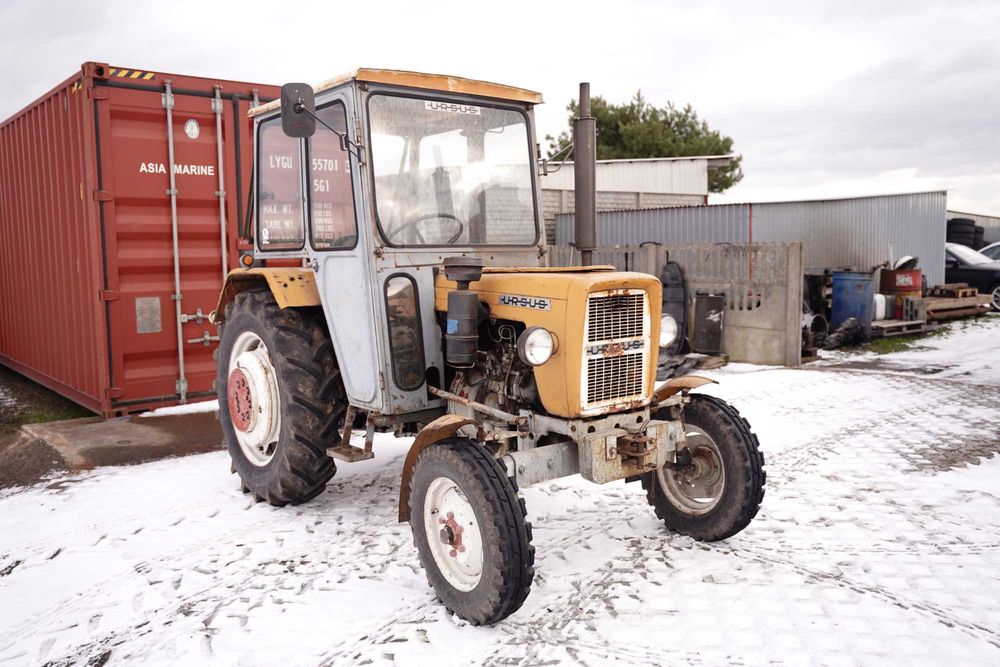 Ciągnik Ursus C330