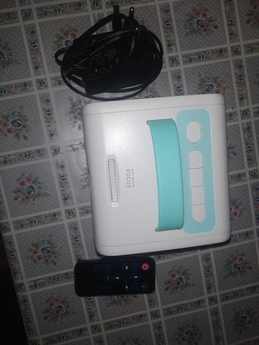 Дитячий міні проектор Kids Story Projector Mini LED Куб