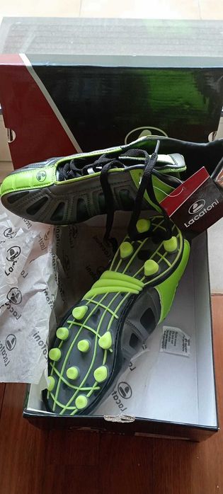 Chuteiras Lacatoni, Novas, 40