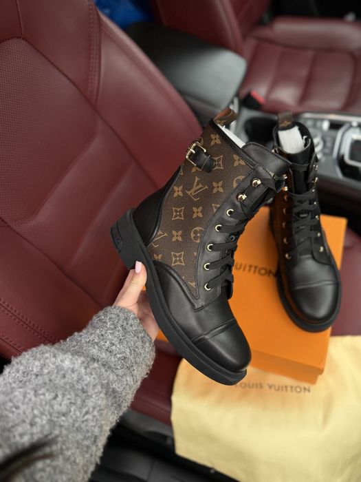 Ботинки луи виттон louis Vuitton 38 чоботи челсі жіночі