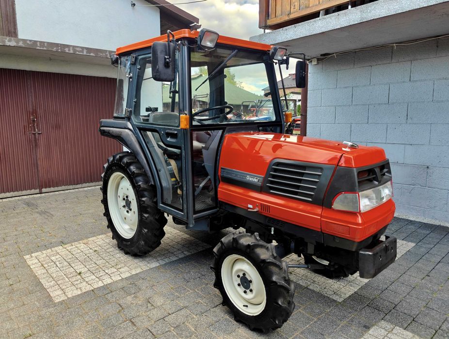 Kubota GL - 240 z kabiną – 4x4 – Traktor / Ciągnik Japoński!