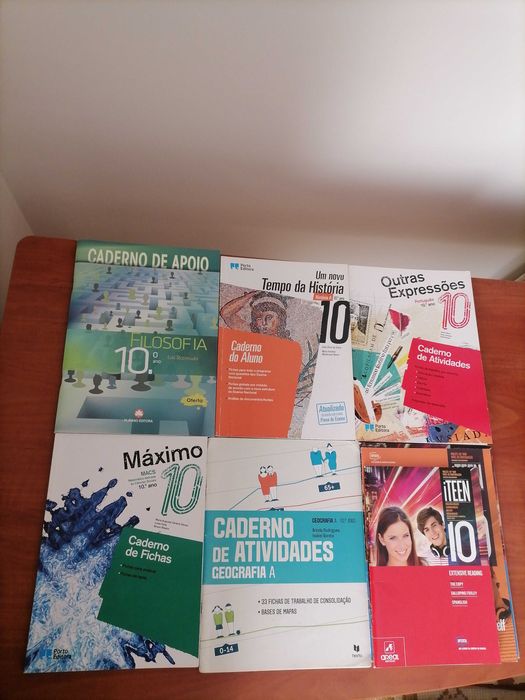 Conjunto dos cadernos de atividades de 10°ano