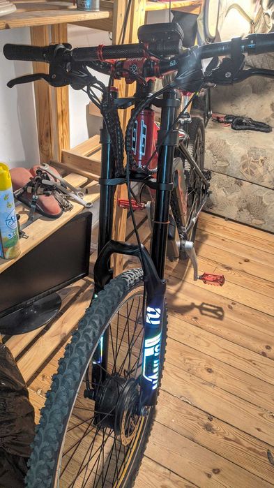 Двухкоронная воздушная вилка