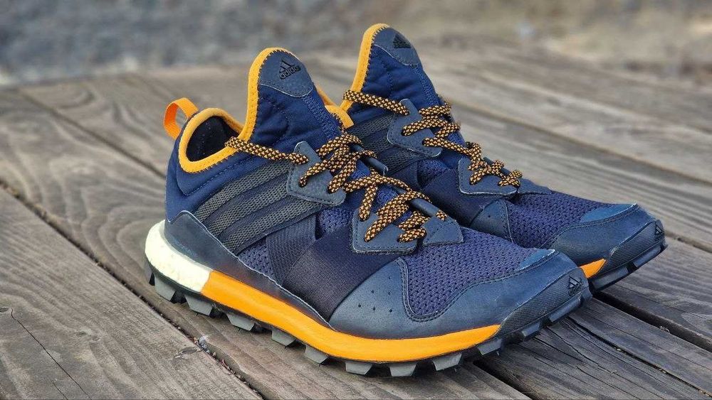 Кроссовки Adidas Response boost Trail кросівки взуття