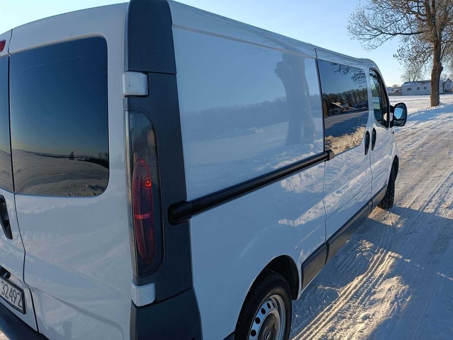 Opel Vivaro 1.9 3 osobowy sprowadzony Zarejestrowany. Nowy rozrząd