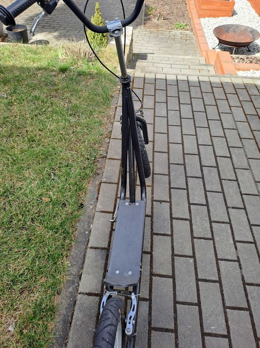 Hulajnoga duża na pompowanym ogumieniu