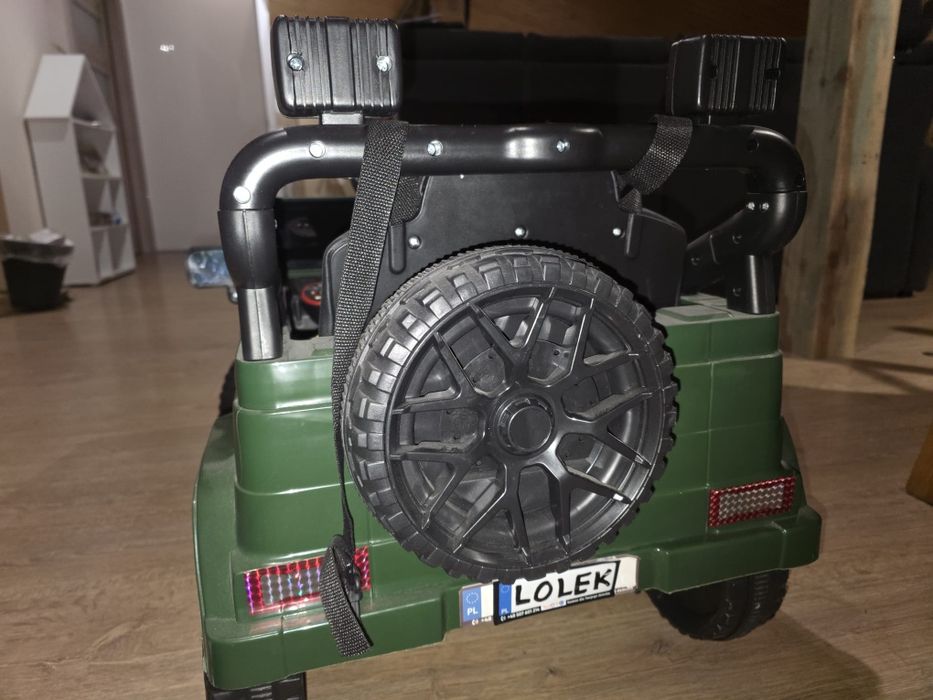 Samochód na akumulator Jeep 12v auto elektryczne dla dzieci