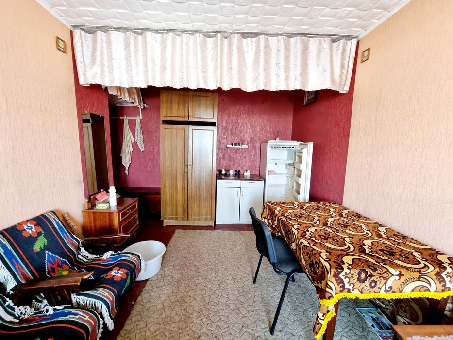 Здам кімнату /18 кв. разом з комунальними