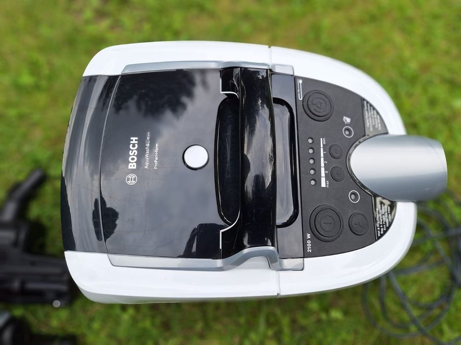 Odkurzacz Bosch 2100 W, model BWD421PRO/04