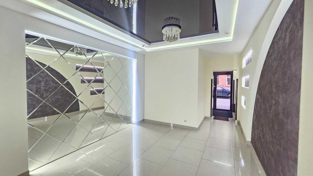 Продам за вигідною ціною 2к в центрі міста! ЖК Гранд Палац