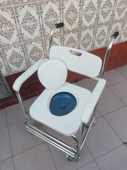 Cadeira de Higiene hospitalar