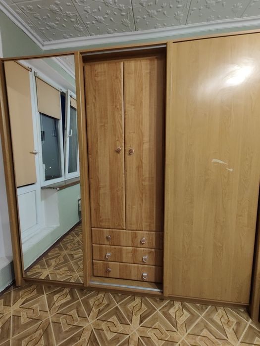 Продам 1 комнатная квартира Залютино, рядом рынок.