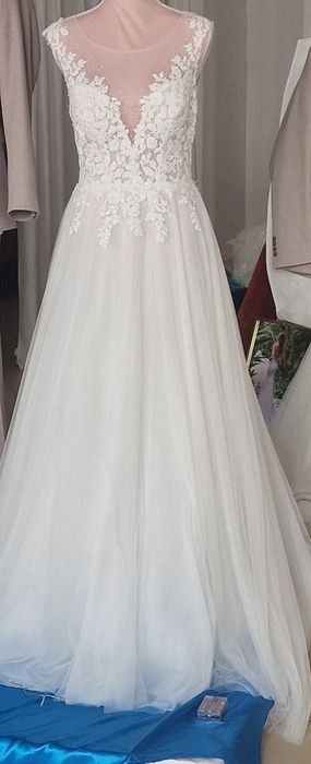 Vendo stock de lojas de noivas