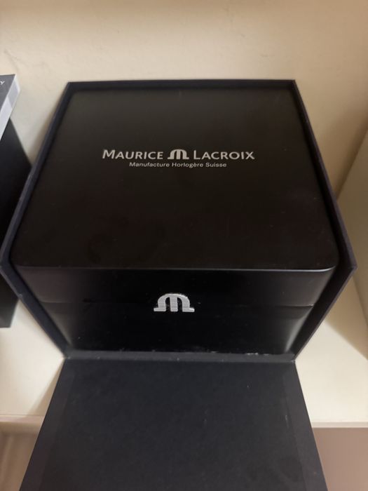 Годинник Maurice Laxroix
