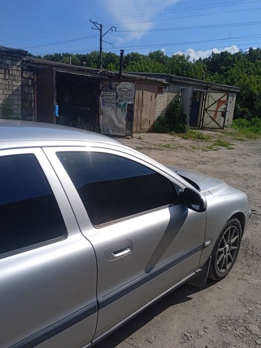 Вольво s60 2000 год  3000